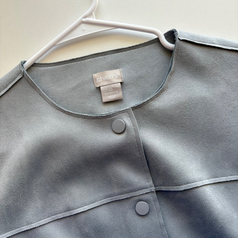 Chico's Faux Suede Jacket Women Size 0‎ Blue Gray Snap Front Lightweight Pocket